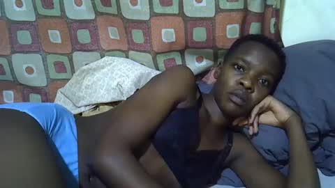 Snapshot of slender_queen chatting on March 5, 2026, 8:05 pm slender_queen online show from March 5, 2026, 8:05 pm