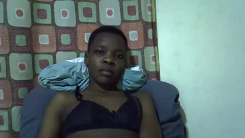 Snapshot of slender_queen chatting on March 26, 2026, 8:09 am slender_queen online show from March 26, 2026, 8:09 am