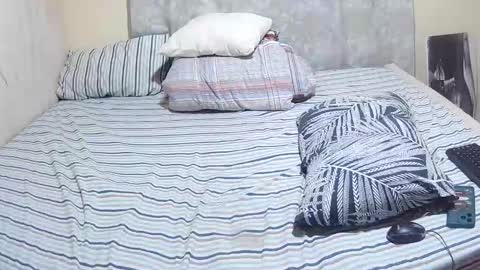 Snapshot of slender_sweetbabe chatting on April 14, 2026, 1:17 pm slender_sweetbabe online show from April 14, 2026, 1:17 pm