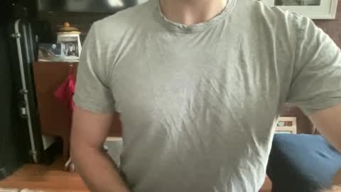 slickandeasy39 online show from December 27, 2024, 6:20 pm