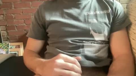 slickandeasy39 online show from January 13, 2025, 5:33 pm