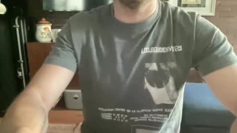 slickandeasy39 online show from January 28, 2025, 8:26 pm