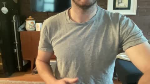 slickandeasy39 online show from January 31, 2025, 3:44 pm