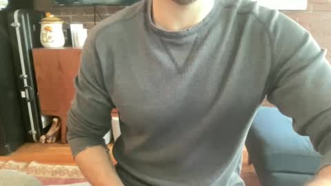 slickandeasy39 online show from February 28, 2025, 3:15 pm