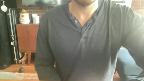 slickandeasy39 online show from March 7, 2025, 3:07 pm