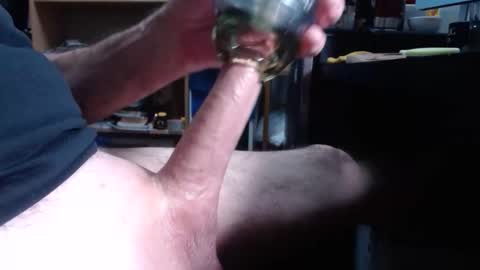 sliderguy699 online show from December 4, 2025, 2:54 am