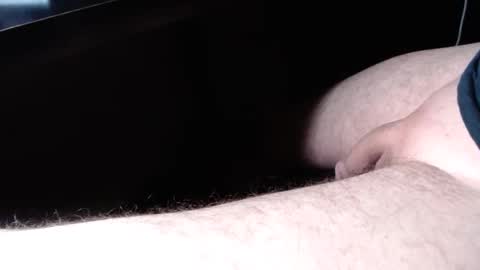 sliderguy699 online show from April 7, 2026, 11:21 am