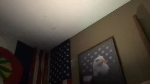 Snapshot of slienthear83 chatting on December 9, 2024, 5:07 am slienthear83 online show from December 9, 2024, 5:07 am