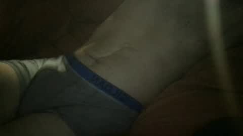 Snapshot of slienthear83 chatting on December 19, 2024, 2:45 am slienthear83 online show from December 19, 2024, 2:45 am