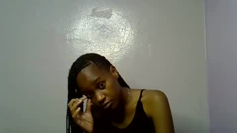 Snapshot of slim_alicia chatting on October 5, 2025, 3:38 am Alicia online show from October 5, 2025, 3:38 am