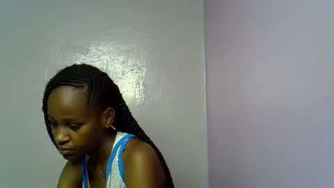 Snapshot of slim_alicia chatting on October 7, 2025, 12:24 pm Alicia online show from October 7, 2025, 12:24 pm