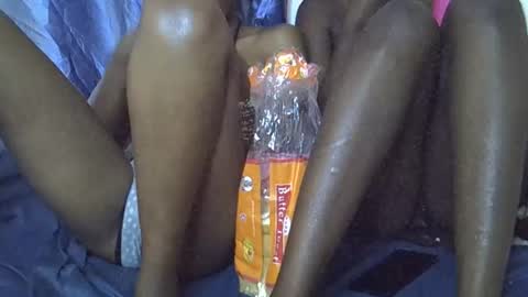 Snapshot of slim_alicia chatting on October 20, 2025, 10:05 am Alicia online show from October 20, 2025, 10:05 am