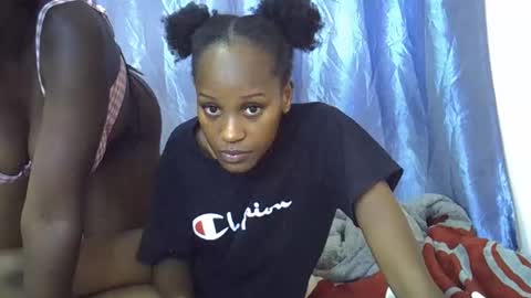 Snapshot of slim_alicia chatting on November 7, 2025, 5:24 pm Alicia online show from November 7, 2025, 5:24 pm