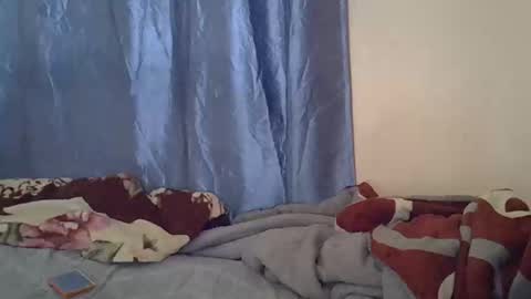 Snapshot of slim_alicia chatting on November 8, 2025, 6:02 am Alicia online show from November 8, 2025, 6:02 am