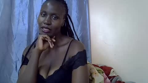 Snapshot of slim_alicia chatting on November 10, 2025, 9:36 pm Alicia online show from November 10, 2025, 9:36 pm