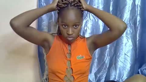 Snapshot of slim_alicia chatting on February 23, 2026, 12:46 pm Alicia online show from February 23, 2026, 12:46 pm