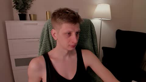 Snapshot of slim_andy chatting on February 6, 2026, 9:07 pm Andy online show from February 6, 2026, 9:07 pm