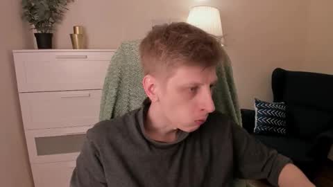 Snapshot of slim_andy chatting on March 1, 2026, 8:44 pm Andy online show from March 1, 2026, 8:44 pm