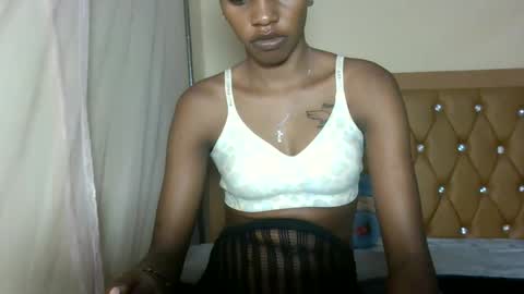 slim_baby01 online show from March 9, 2026, 7:29 pm