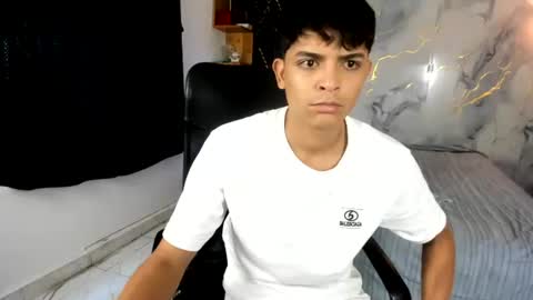 Snapshot of slim_dirtyxx chatting on June 30, 2026, 8:10 pm Yesus online show from June 30, 2026, 8:10 pm