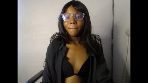 Snapshot of slim_ebonypet chatting on April 15, 2026, 12:12 pm Crystal online show from April 15, 2026, 12:12 pm