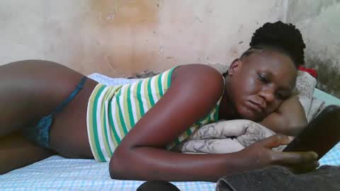 Snapshot of slim_girl3 chatting on June 22, 2026, 5:48 am slim_girl3 online show from June 22, 2026, 5:48 am