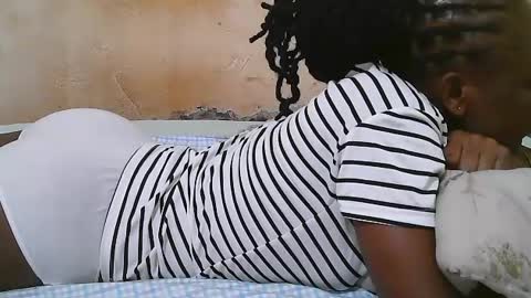 Snapshot of slim_girl3 chatting on July 8, 2026, 7:40 pm slim_girl3 online show from July 8, 2026, 7:40 pm