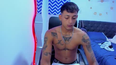 Snapshot of slim_master12 chatting on December 12, 2024, 8:10 pm slim_master12 online show from December 12, 2024, 8:10 pm