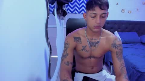 Snapshot of slim_master12 chatting on December 30, 2024, 5:44 pm slim_master12 online show from December 30, 2024, 5:44 pm