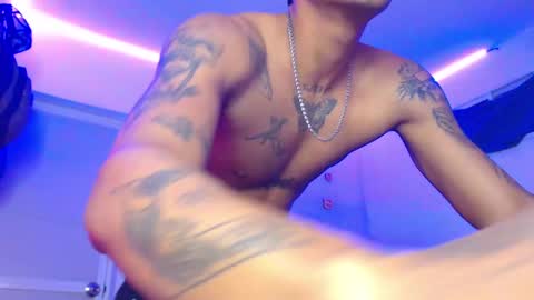 Snapshot of slim_master12 chatting on February 28, 2025, 12:10 am slim_master12 online show from February 28, 2025, 12:10 am