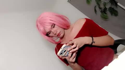 Snapshot of slim_nathalia chatting on April 26, 2026, 4:43 am slim_nathalia online show from April 26, 2026, 4:43 am