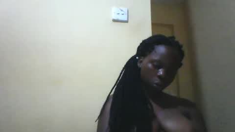 Snapshot of slim_petite_ebony chatting on February 10, 2026, 5:28 pm slim_petite_ebony online show from February 10, 2026, 5:28 pm