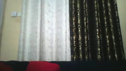 Snapshot of slim_petite_ebony chatting on March 18, 2026, 10:29 am slim_petite_ebony online show from March 18, 2026, 10:29 am