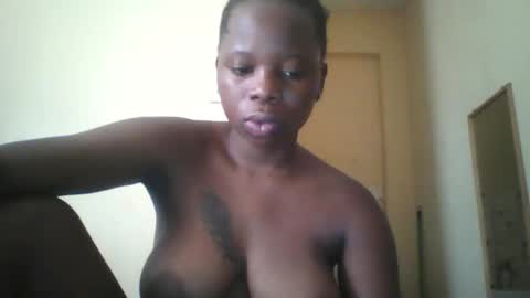 Snapshot of slim_petite_ebony chatting on March 19, 2026, 7:34 am slim_petite_ebony online show from March 19, 2026, 7:34 am