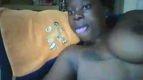 Snapshot of slim_petite_ebony chatting on July 15, 2026, 9:53 pm slim_petite_ebony online show from July 15, 2026, 9:53 pm