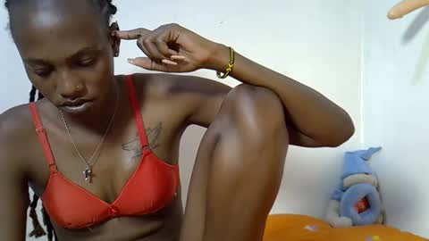 Snapshot of slim_shaddy01 chatting on December 19, 2025, 3:41 pm slim shaddy01 online show from December 19, 2025, 3:41 pm