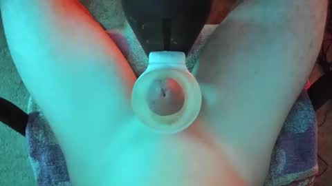 Snapshot of slimguerrilla chatting on December 22, 2025, 12:18 am Slimguerrilla online show from December 22, 2025, 12:18 am