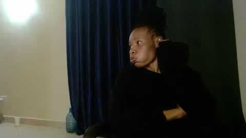 Snapshot of slimhot_ chatting on December 2, 2024, 2:53 am slim online show from December 2, 2024, 2:53 am