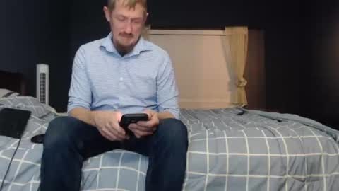 slimjp online show from December 5, 2025, 2:42 am