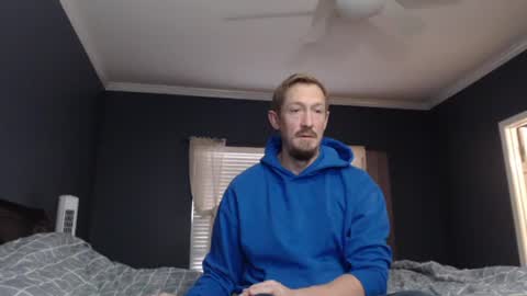 Snapshot of slimjp chatting on December 18, 2025, 2:45 pm slimjp online show from December 18, 2025, 2:45 pm