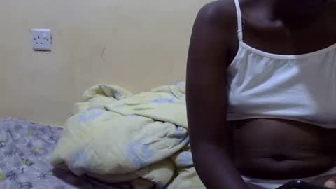 Snapshot of slimmygal chatting on February 7, 2025, 1:43 pm slimmygal online show from February 7, 2025, 1:43 pm