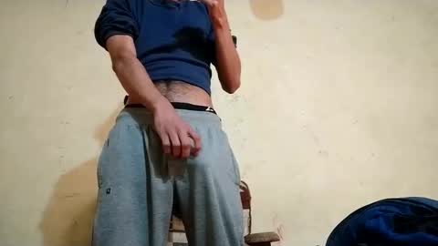 Snapshot of slimshaddyxx chatting on December 12, 2024, 7:19 am Prince online show from December 12, 2024, 7:19 am