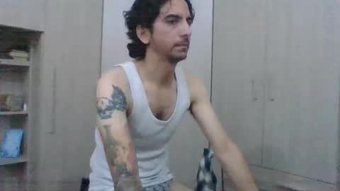 Snapshot of slimteaser089 chatting on November 9, 2025, 1:42 pm SlimTeaser089 online show from November 9, 2025, 1:42 pm