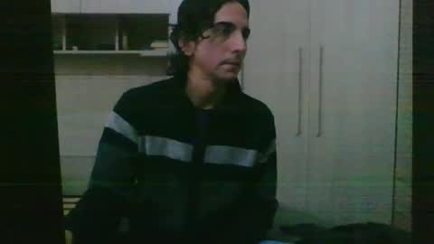 Snapshot of slimteaser089 chatting on December 21, 2025, 8:32 am SlimTeaser089 online show from December 21, 2025, 8:32 am