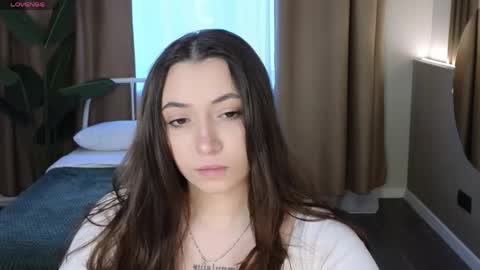 Emilia online show from April 1, 2026, 12:17 pm