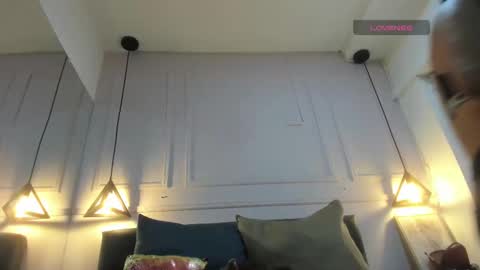 Snapshot of slut_milf1_ chatting on February 23, 2025, 2:51 am Luna online show from February 23, 2025, 2:51 am
