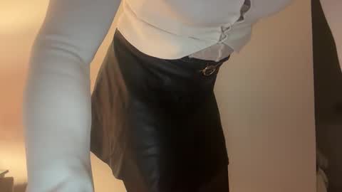 Snapshot of slutforbbc26y chatting on December 20, 2025, 8:16 pm slutforbbc26y online show from December 20, 2025, 8:16 pm