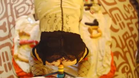 Snapshot of slutgurl_pdx chatting on March 6, 2026, 12:18 am slutgurl_pdx online show from March 6, 2026, 12:18 am