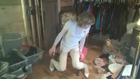 Snapshot of slutjennifertransxx chatting on March 6, 2026, 3:47 am slutjennifertransxx online show from March 6, 2026, 3:47 am