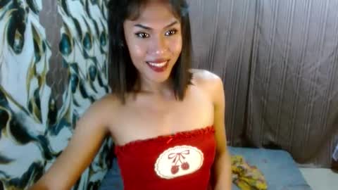Snapshot of slutqueen_raz chatting on March 7, 2026, 10:18 pm Raz online show from March 7, 2026, 10:18 pm